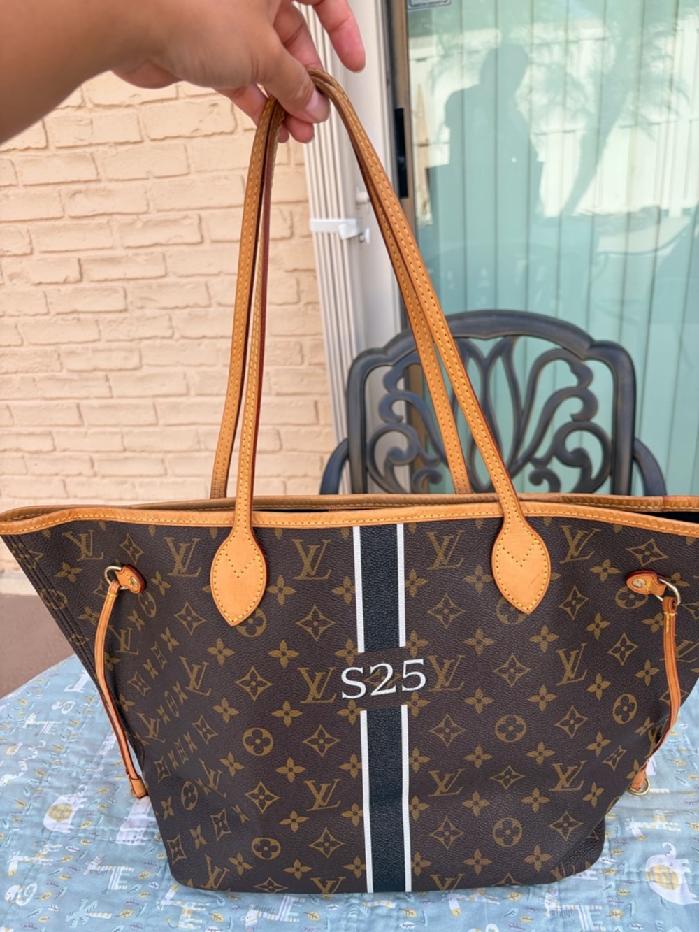 Louis Vuitton Neverfull MM No Pouch (PRICE FIRM)